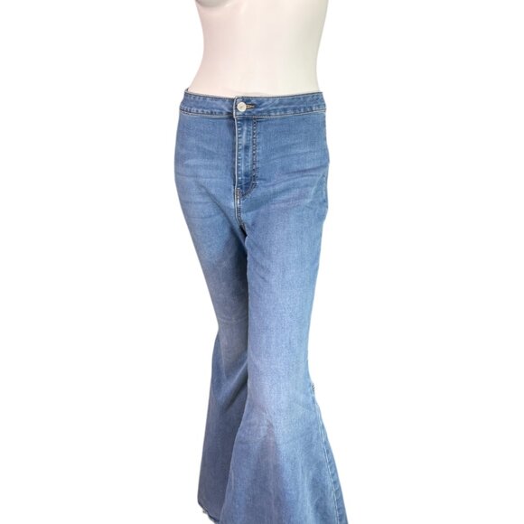 We The Free Just Float On Flare Jeans Blue Denim Bell Bottom Size 30 - Picture 4 of 11